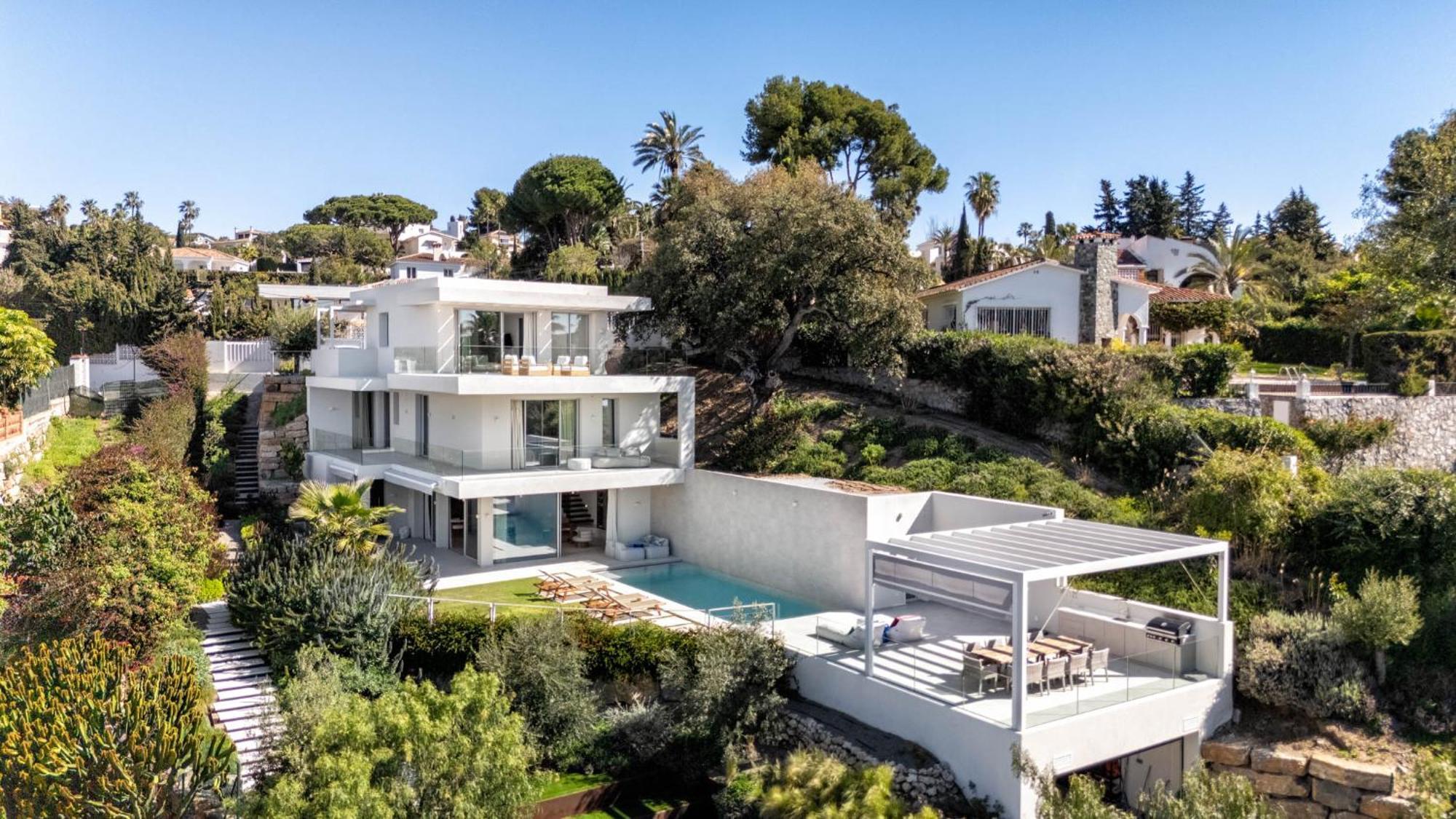 Villa Luxury Alma - 5br With Pool, Garden & Parking Marbellac